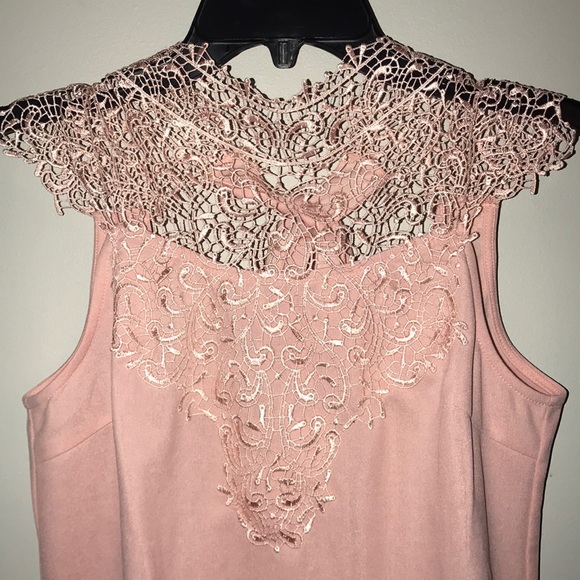 Ladies Blouse W/Lace Detail - Picture 2 of 3